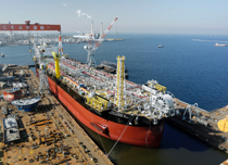 FPSO(出渠時)