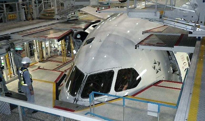 Docking system for aircraft maintenance