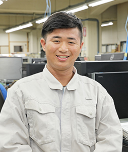 設計事業部の先輩社員